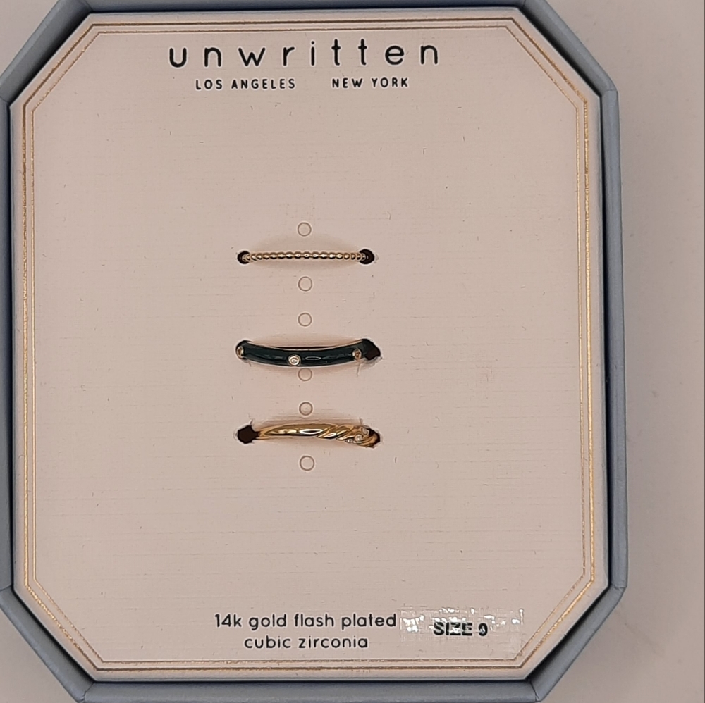 NWT Unwritten Ring Set of 3